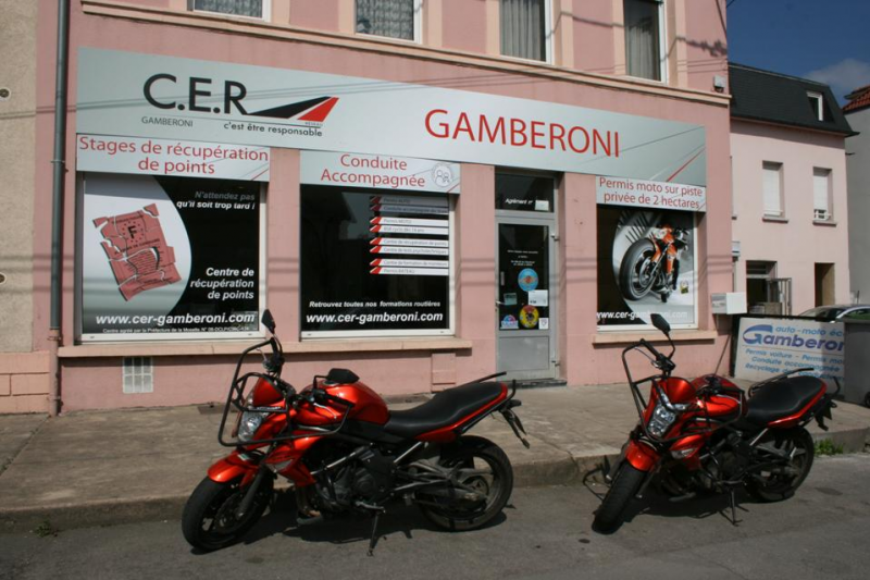 Galerie Photo CER GAMBERONI, automotobateau école à Yutz